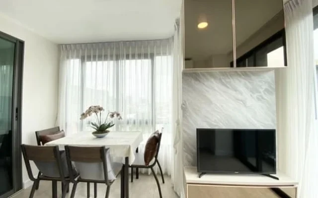 2-BR Condo for Rent, ฿21,000/month, Metro Luxe Rose Gold Phahol - Sutthisan 1