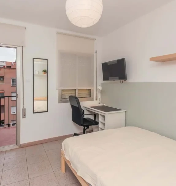 C/Benidorm 1, Esc: DER, 9º puerta C - (4H2B), AG, REUS