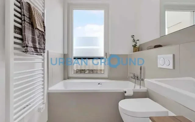 Fully furnished 2 room luxurious flat in Prenzlauerberg with Balcony 4