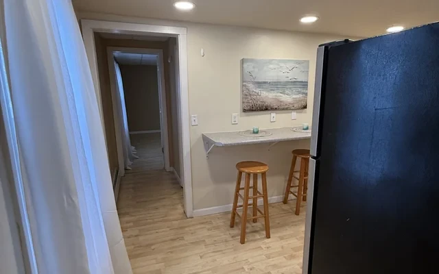 430 Columbus Ave Apt 3 4