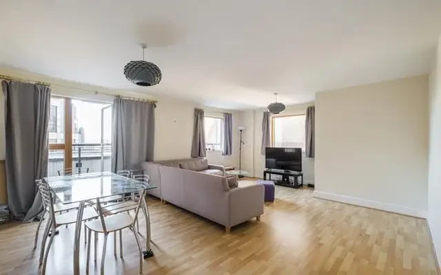 Aldersgate Street, London, EC1A 4HU 0