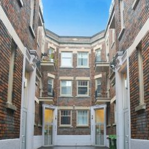 367581 SAINTEFAMILLE Montreal Apartment Rentals