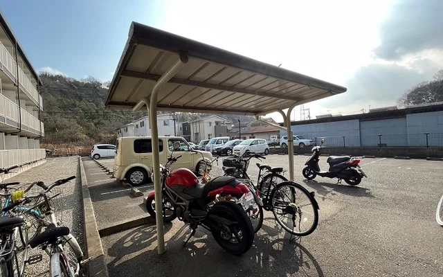 レオパレス新開 3