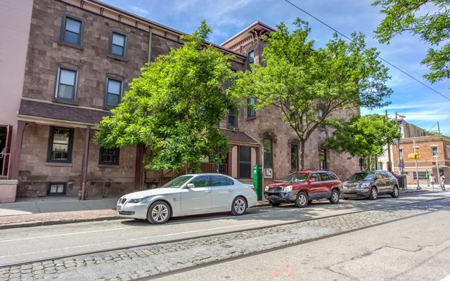 UCA - 4000 Chestnut Street 2