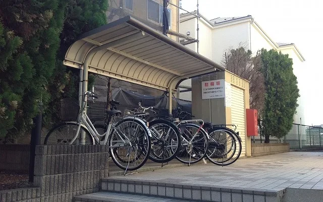 レオパレスｗｅｓｔ　ｃｏｕｒｔ 1