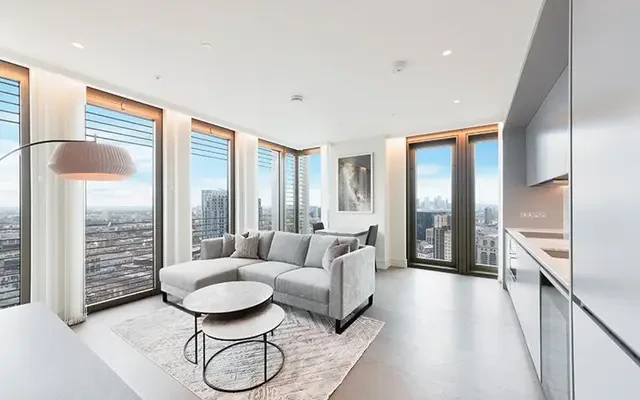 One Bishopsgate Plaza, Houndsditch, London, EC3A 7AB 0