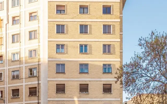 Inviting double bedroom near Facultad de Teología 1