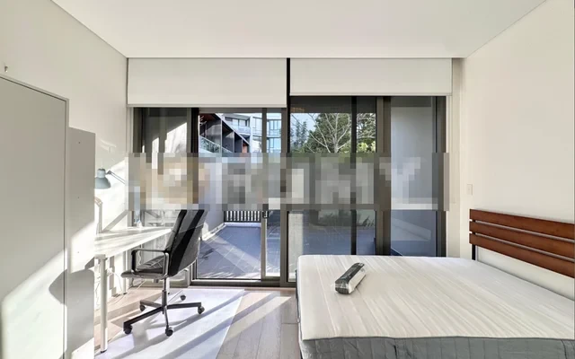34 Rothschild Ave 0