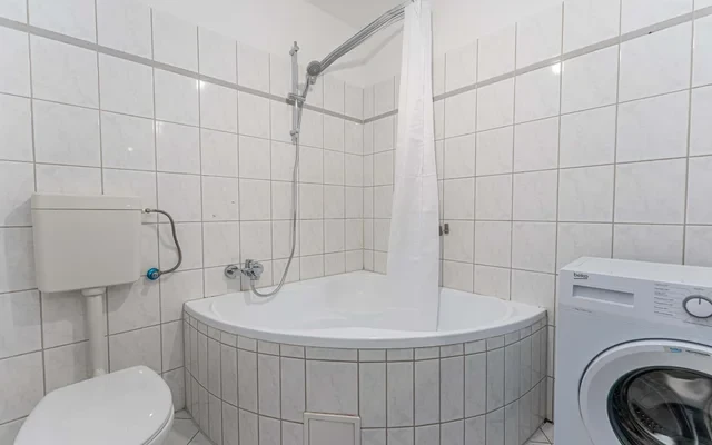 Two Room Apartment 4