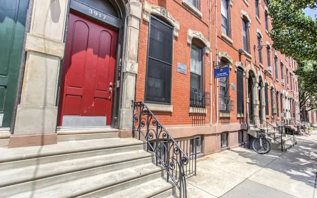 UCA - 3917 Pine Street 1