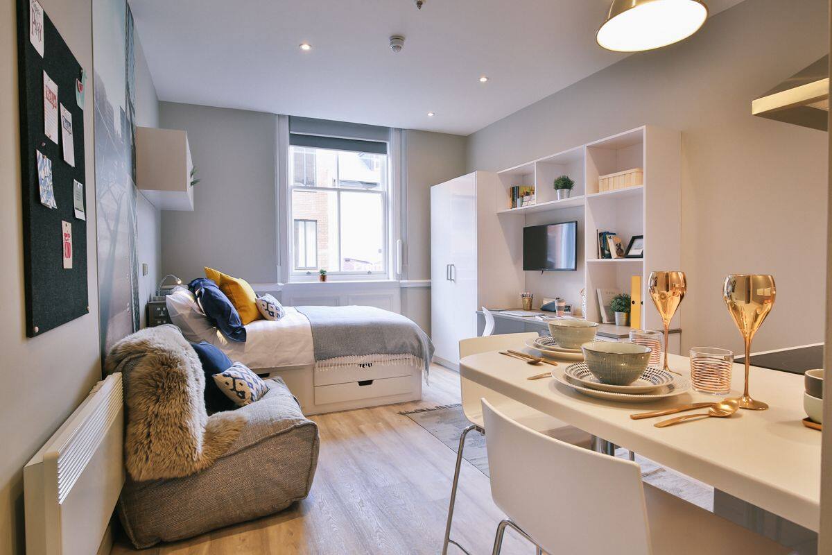 Classic Studio - No Lift