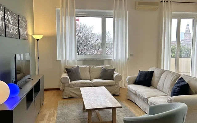 Appartamento in Via Broletto - zona Brera
 (BROLETTO37) 0