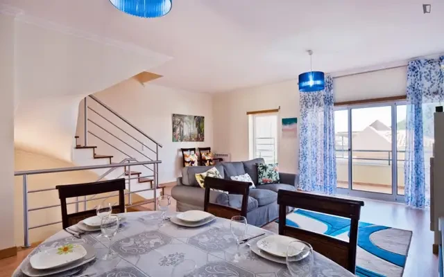 apartment near Rua das Barcas - Setubal student accommodation