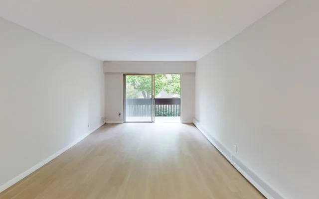 2183 West 44th 3
