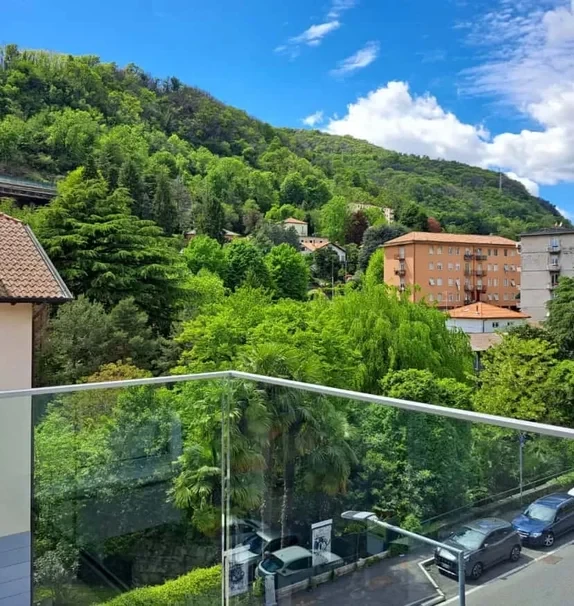 LARIO SUITE BRIENNO