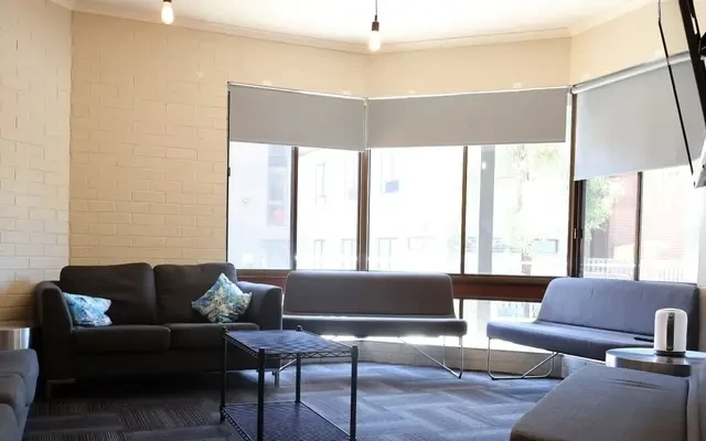 La Trobe University - Villas 1