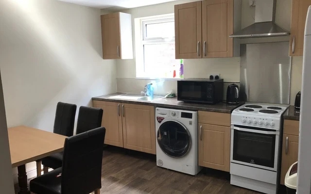 En-suite room close to Coventry University 4