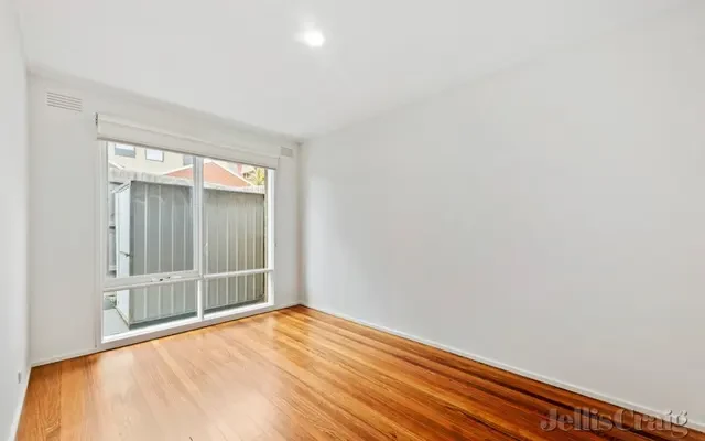 3/7 Kenilworth Parade, Ivanhoe 3
