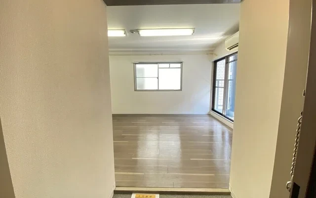 KOYA Espacio Nakanoshima 0302 1