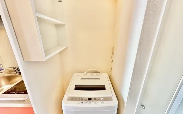 レオパレスＬｕｍｉｅｒｅ 3