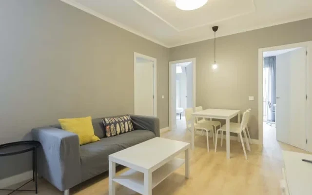 Calle de Caceres, 24 0