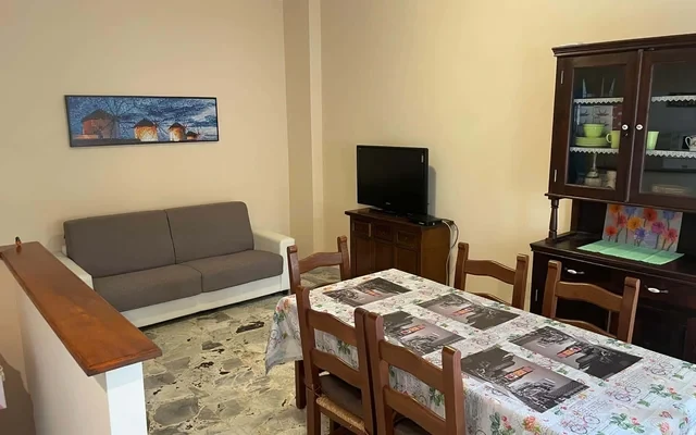 Appartamento con due camere da letto a Torvaianica, Pomezia 2