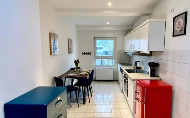 Priska - charmantes Apartment im Dachgeschoss in Friedrichshain 2