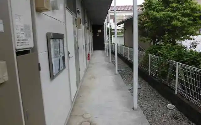 レオパレスＴＡＫＩＺＡＷＡ 3