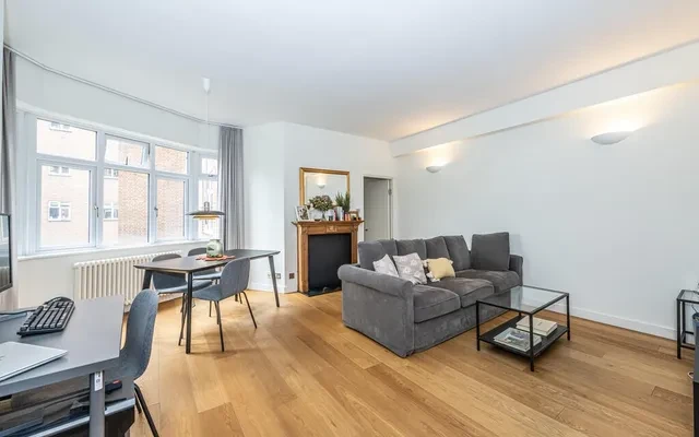 LH-Kingston House East 1