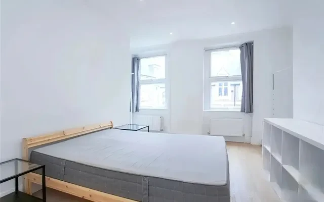 LH-Brick Lane 1