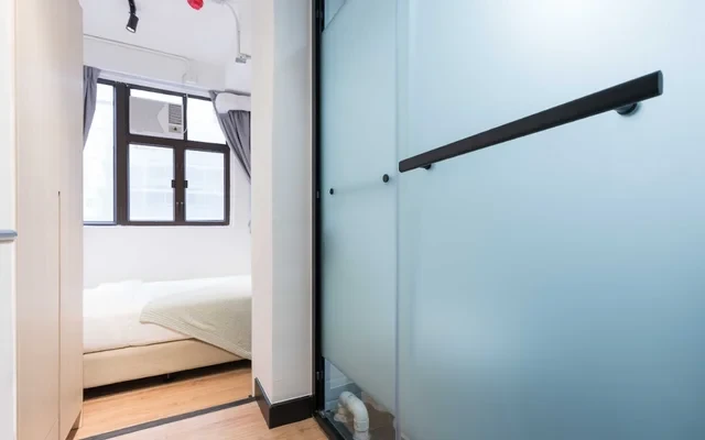 DASH LIVING ON CARNARVON 0