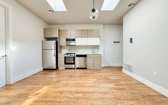 102 Rogers Avenue, Brooklyn - New York student accommodation