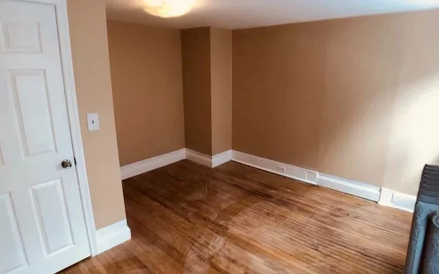 28 John St 0