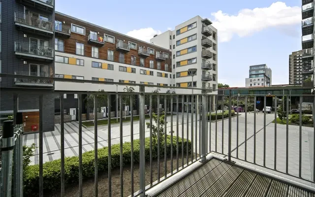 Hodgeson House, E1 3