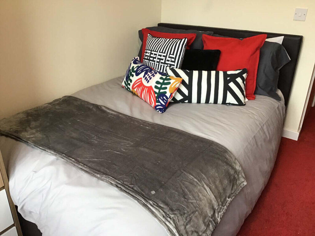 Classic En-Suite, Behn Hall