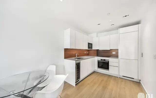 Skyline Apartments, London N4 4
