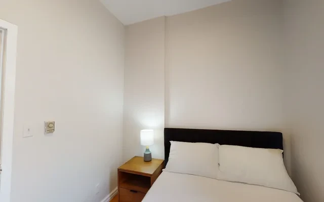 Upper West Side: #757 2