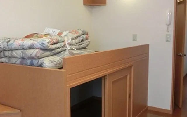 レオパレスクレール 1