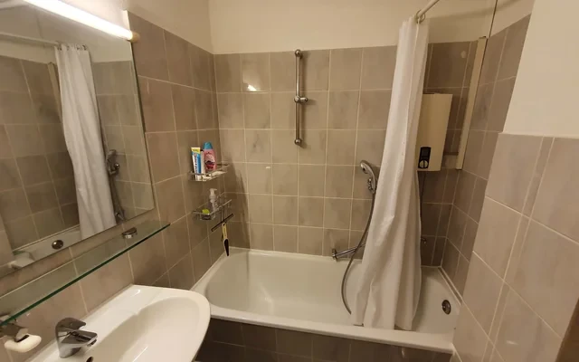 Apartment in Schwenckestrasse, Hamburg for 70 m² with 3 bedrooms 2