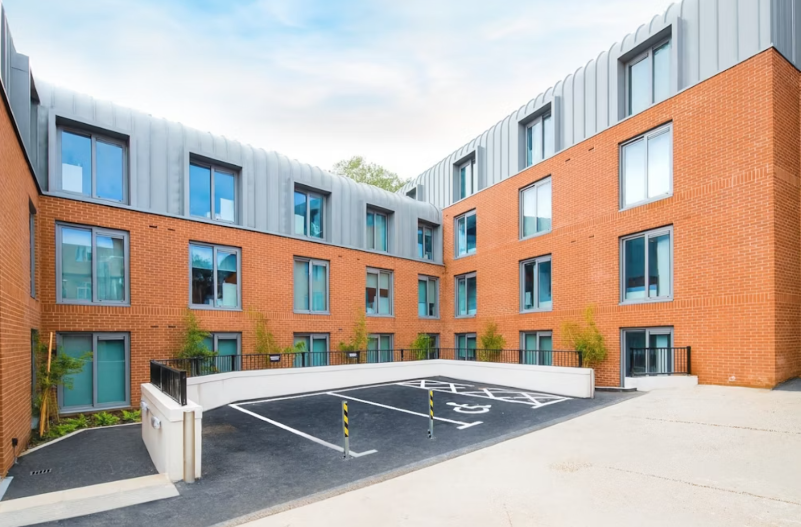 Cube Ealing