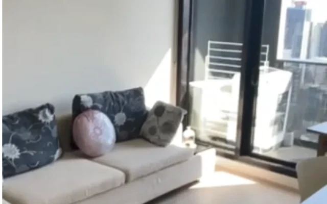 81 A'Beckett Street 0