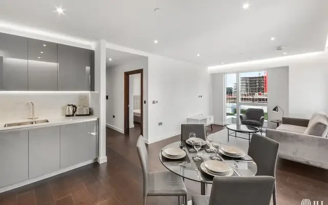 Lexington Gardens, London SW11 0