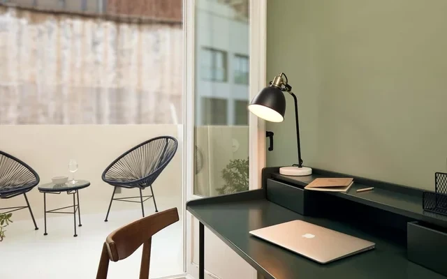 Cassis - 2 bedrooms in Sant Gervasi 4