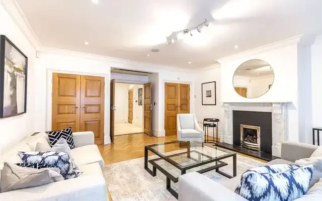 Hays Mews 4