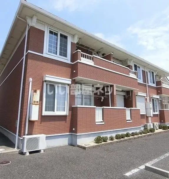 Y・Yロータス B棟 1階