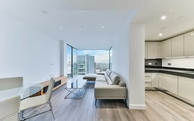 Kingwood House, 1 Chaucer Gardens, London, E1 8QP 2