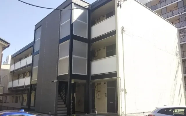レオパレスＭ＆Ｔ 0