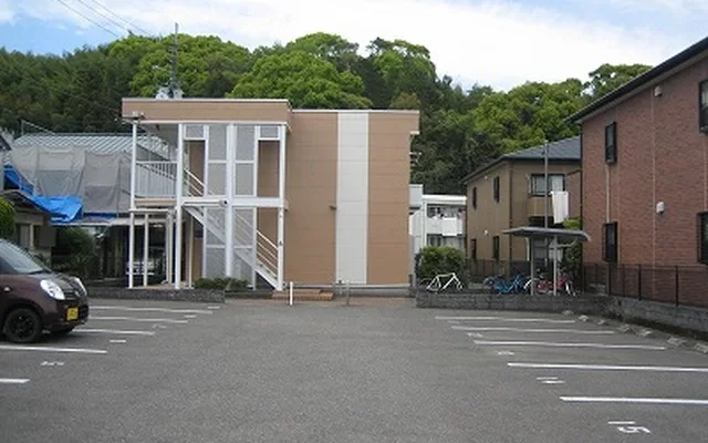 レオパレスアムール 1