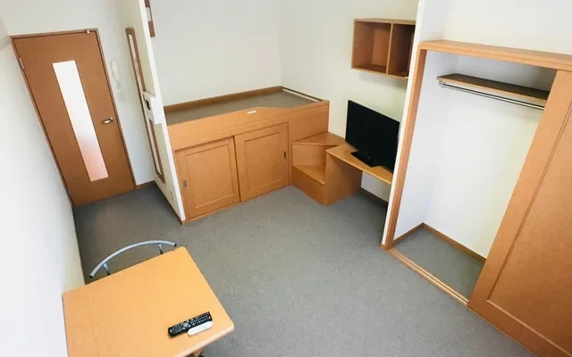 レオパレスレインボー - ที่พักนักศึกษาในเมืองฮิตาชิโอทะ - 206号房间(带独立厨房)