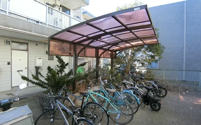 Frontier [Meals Included] 3